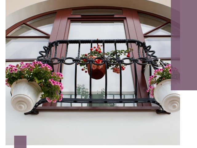 Изготовление и монтаж французских балконов в Березниках