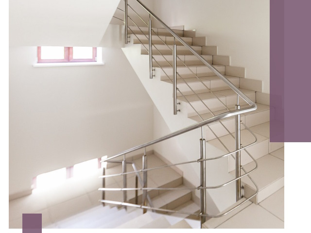 Установка и замена перил в подъезде в Березниках