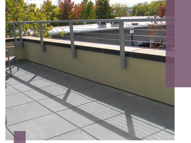 Металлические парапеты под ключ в Березниках: монтаж и изготовление