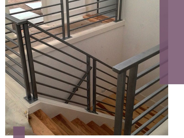 Изготовление поручней из металла и дерева в Березниках